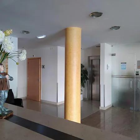 桑托康德斯塔维尔酒店 3* 花地瑪