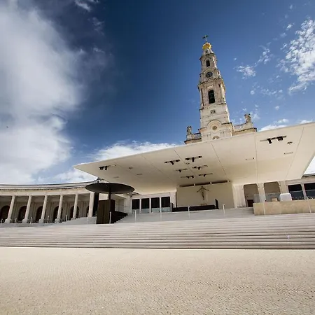 Santo Condestavel 3* Fatima