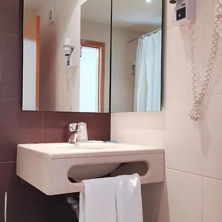 فندق Santo Condestavel 3*