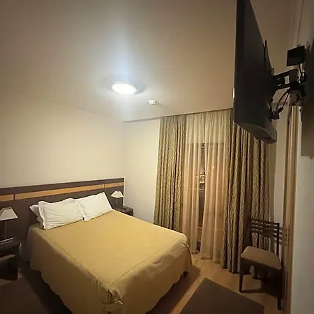 桑托康德斯塔维尔酒店 酒店 3*