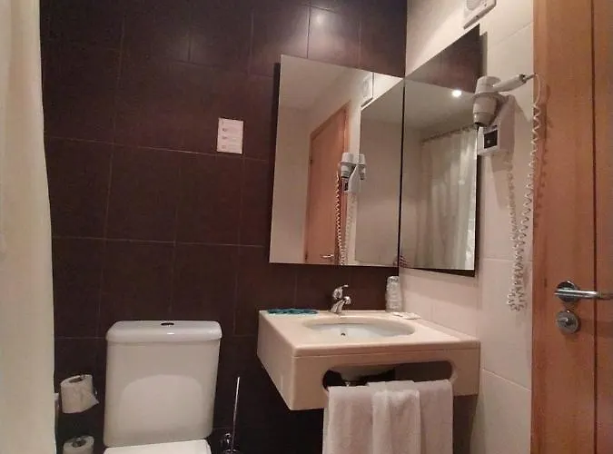 Hotel Santo Condestavel 3*